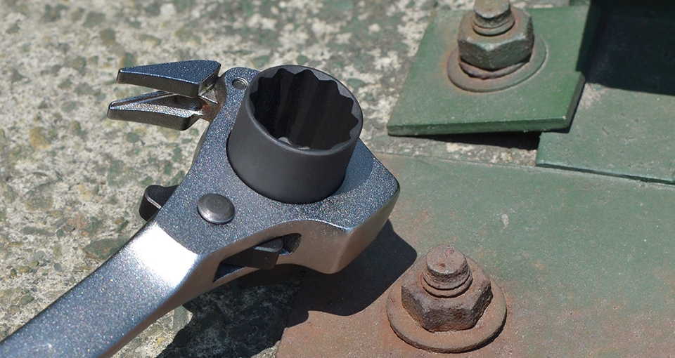 CONSTRUCTION WRENCHES